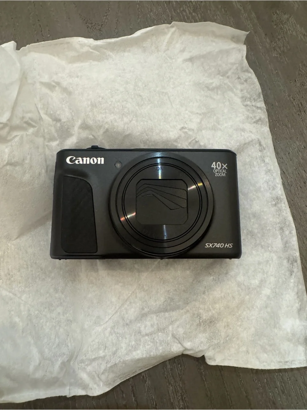 Brand New Canon PowerShot SX740 HS Camera Black